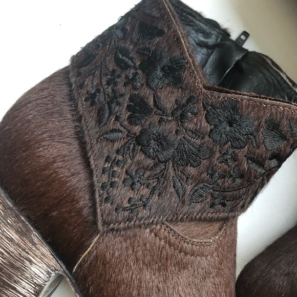Old Gringo Brown Cow Hair Embroider Ankle Booties - Picture 2 of 9
